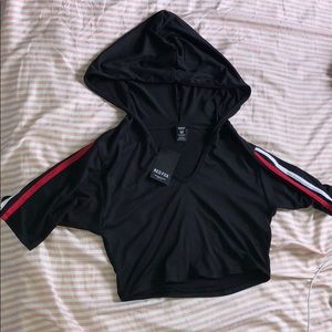 Short sleeve black cropped shirt